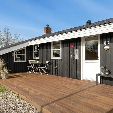 Holiday home Stunning In With Wifi *